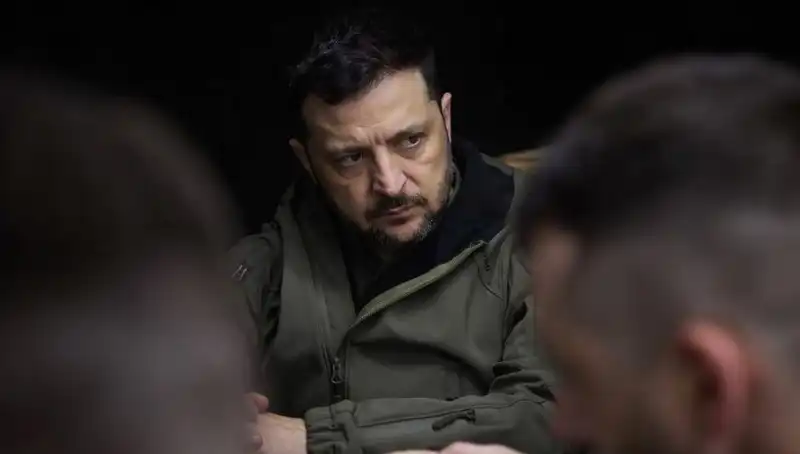 Zelenski, Rusya'nın Kuzey Kore Yapımı Füze Kullanımını Duyurdu