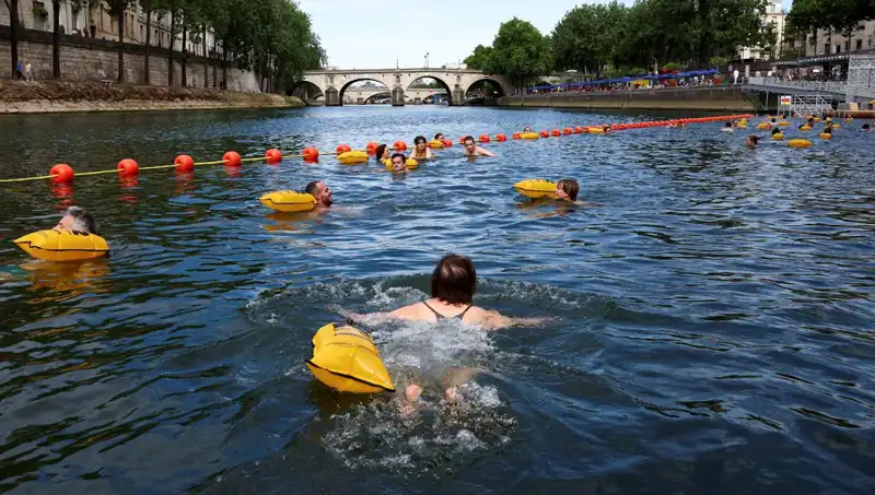 Paris'te Tarihi Bir Değişim: Seine Nehri Artık Halka Açık!