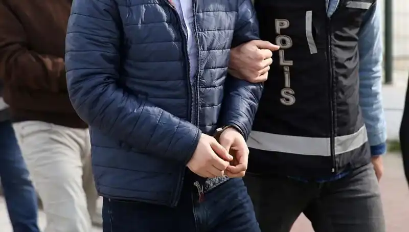 Üç İl'de Uyuşturucu Operasyonu: 39 Kişi Gözaltına Alındı!
