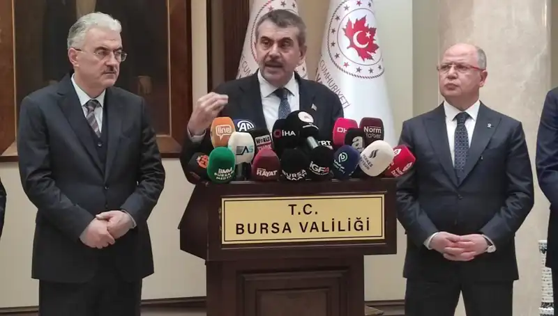 Protestolara Katılan Çalışanları Bekleyen Ciddi Yaptırımlar