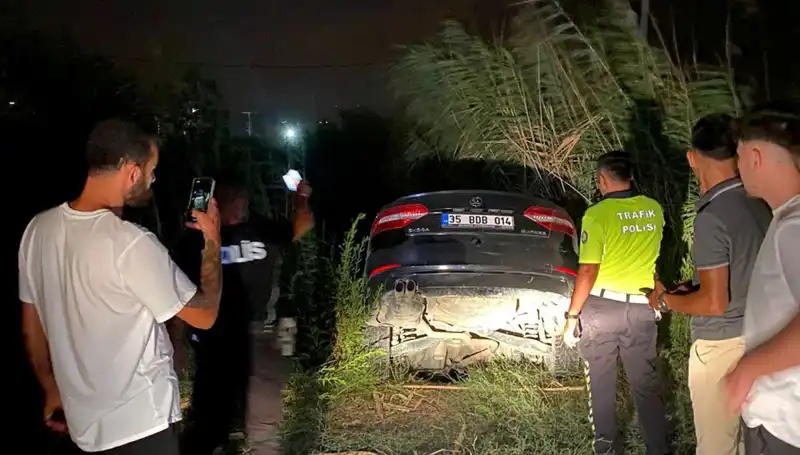 Dur İhtarı İle Kaçan Trafik Magandası Dere Yatağına Düştü