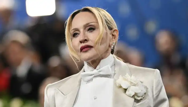 Madonna’nın Şok Diyeti: Kanserle Savaşan Yöntem mi?