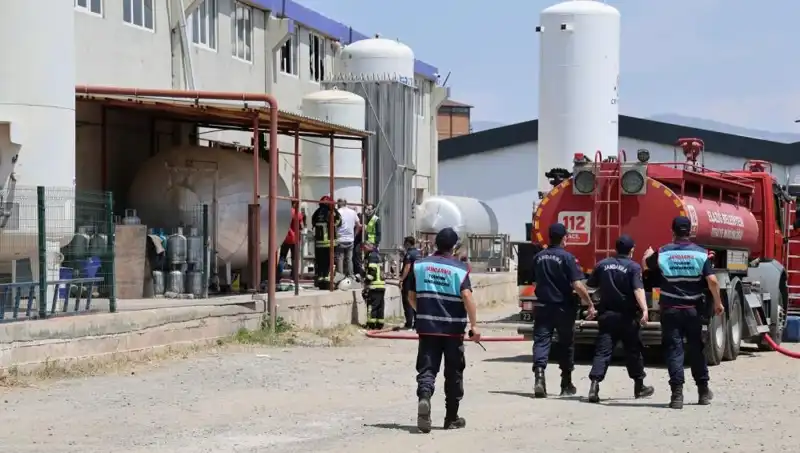 Elazığ’da Gaz Dolum Tesisinde Korkutan Patlama: Gözler Olay Yerinde