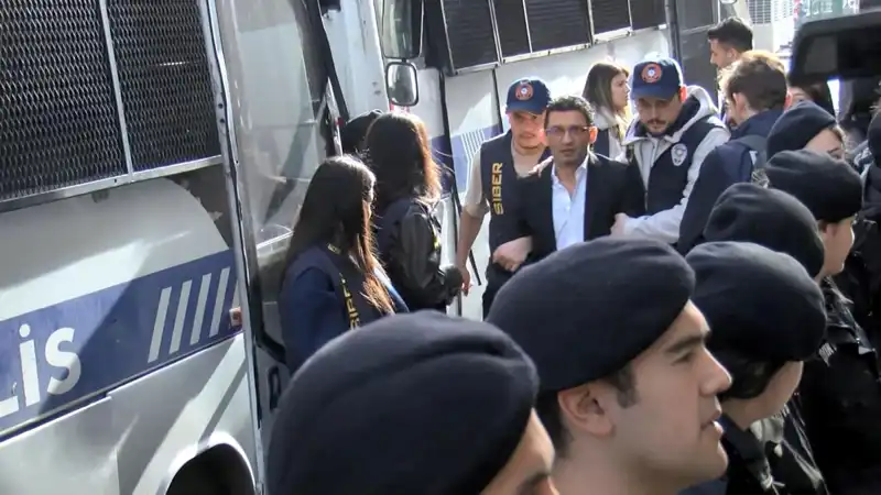 Payfix Operasyonu: 29 Şüpheli Adliyeye Sevk Edildi, Flash Haber TV’ye El Konuldu!