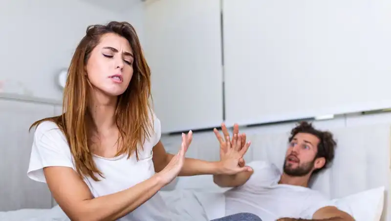 Aşka Hazır Olmadığınızı Gösteren 10 Belirti: İlişki Uzmanından Açıklamalar