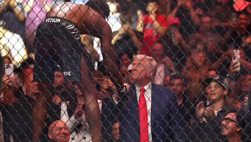 Trump, Beyaz Saray Bahçesi'nde UFC Maçı Düzenleyecek: Savaş Arenası Hazır mı?