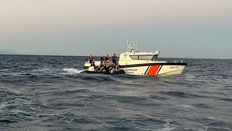 Ayvacık Açıklarında 17 Göçmen Yakalandı: Yeni Gelişmeler Neler?