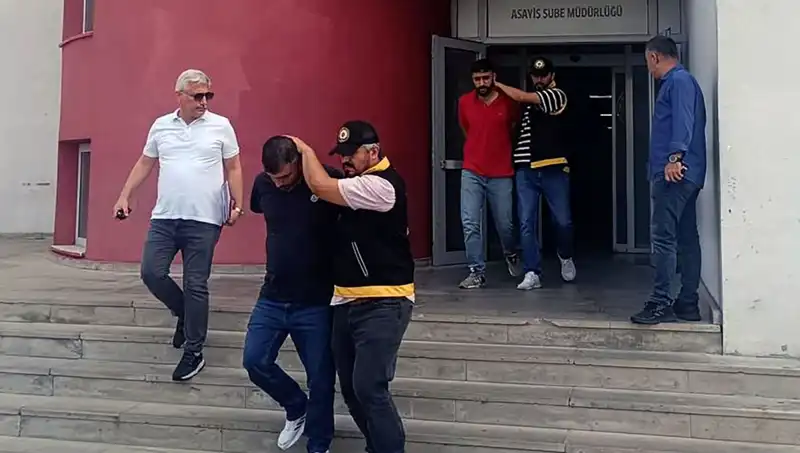Sabun Paketleme İşi Vaadiyle Yüzlerce Kişiyi Dolandıran Çeteye Şok Baskın!
