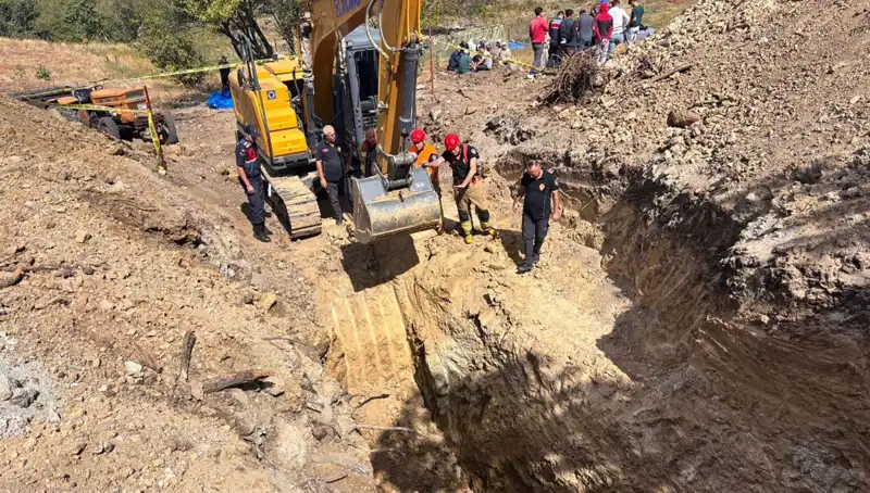 Manisa’da Havuz Kazısında Şok Eden Toprak Kayması: İki İşçi Hayatını Kaybetti