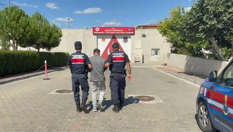 44 Yıl Hapis Cezasıyla Aranan Şahıs Edremit'te Yakalandı!