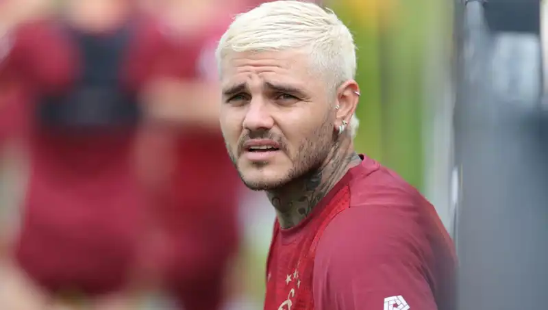 Icardi, "Ödemem Gereken Borç" Dedi: Osimhen ve Kerem Hakkında Ne Dedi?