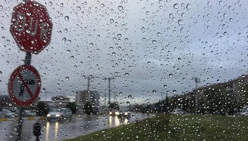 Meteoroloji'den 20 İle Kritik Uyarı: Sıcaklık ve Sağanak Yağış Geliyor!
