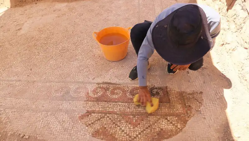 Mardin’de 1500 Yıllık Mozaik Keşfi: Eşsiz Güzellikler Ortaya Çıkıyor