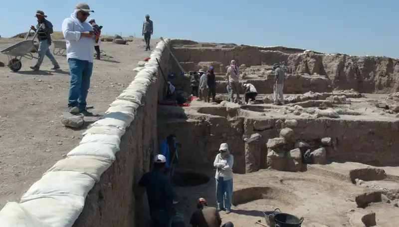 Kilis Oylum Höyük’te Sıcak Hava, Kazı Çalışmalarını Durduramıyor!