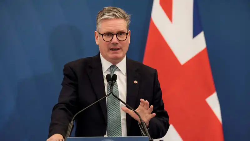 İngiltere Başbakanı Starmer, Yeni Hükümet Yapısını Duyurdu: David Lammy Yardımcı Olacak