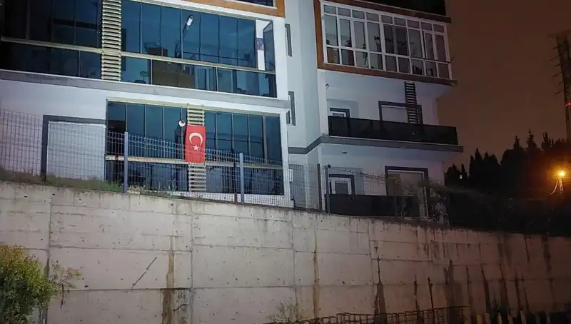 Sakarya'da 4 Katlı Apartman Acil Tahliye Kararına Neden Olan Tehlikeler