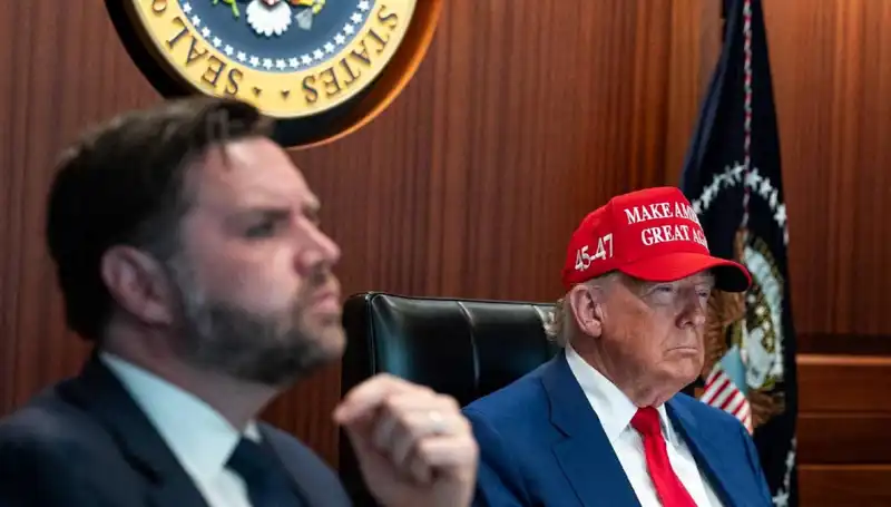 Trump İçin Kritik Azil Tasarısı Reddedildi: Siyasi Gelişmeler Ne Anlama Geliyor?