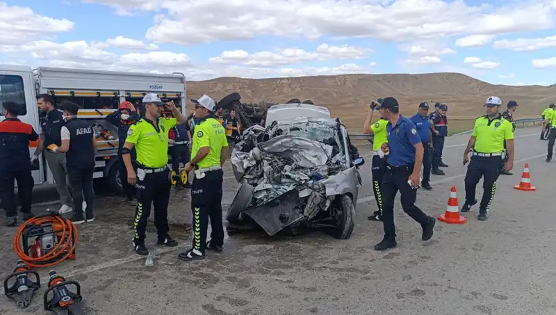 Yozgat'ta Trafik Kazası: 3 Can Kaybı ve 2 Yaralı