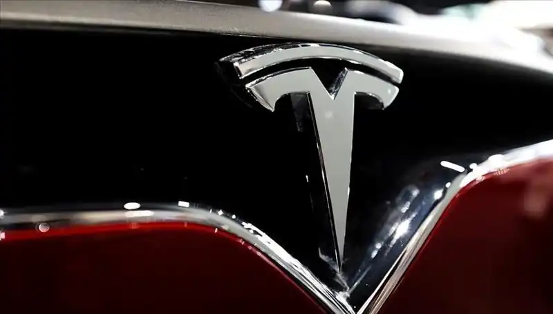 Tesla'nın Ucuz Model Tartışmaları: HW3 Sahipleri Hala FSD Bekliyor