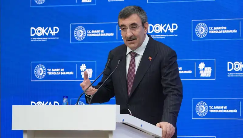 Cevdet Yılmaz, Enflasyona Dikkat Çekerek Ekonomi Stratejilerini Açıkladı