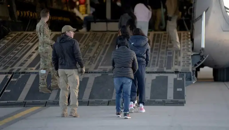 Kosova, ABD'den Sınır Dışı Edilecek Göçmenler İçin Kapılarını Açtı